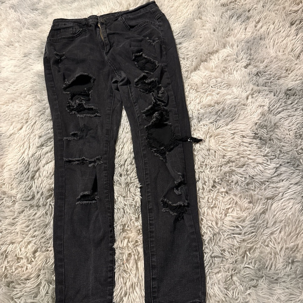SHEIN Black Ripped Skinny Jeans